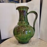 Pichet en céramique vernissée verte de Biot, France fin XIXème début XXème