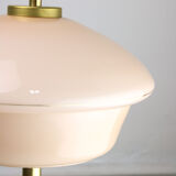 Lampe de table en laiton et verre du milieu du siècle