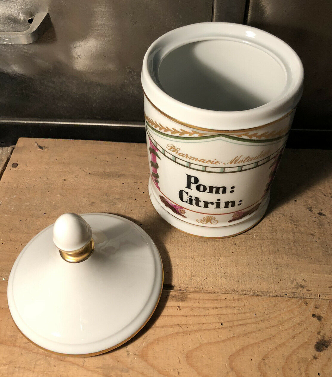 Apothecary porcelain jar from Limoges Goumot Labesse