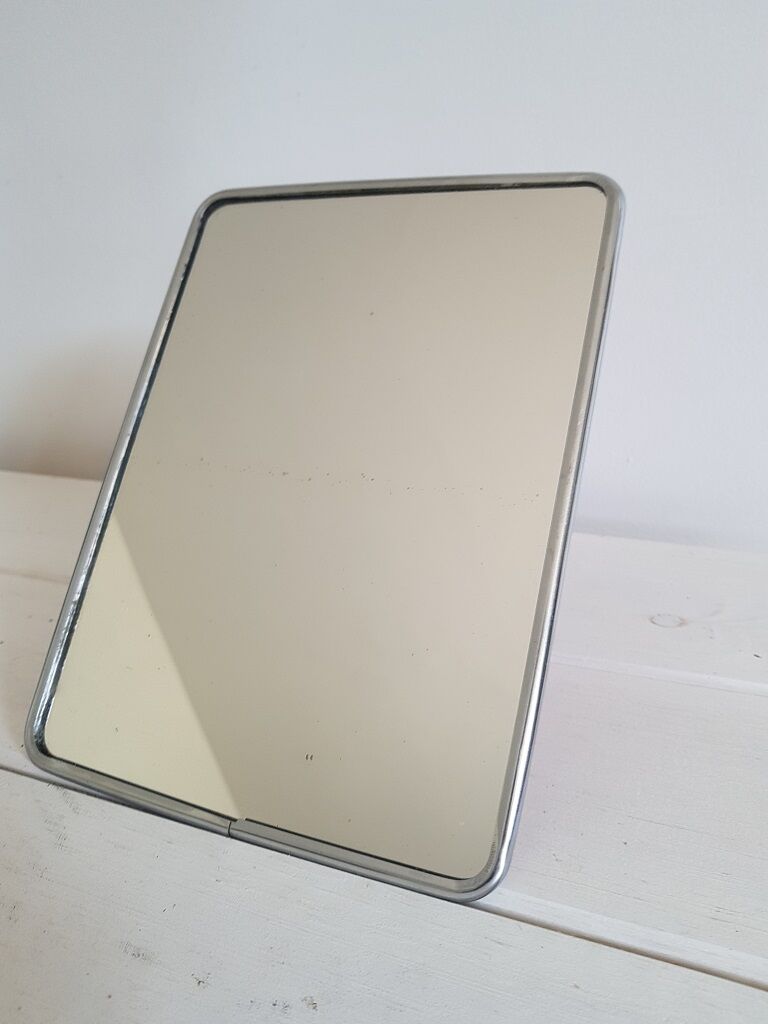 Vintage barber's mirror 18 x 24cm