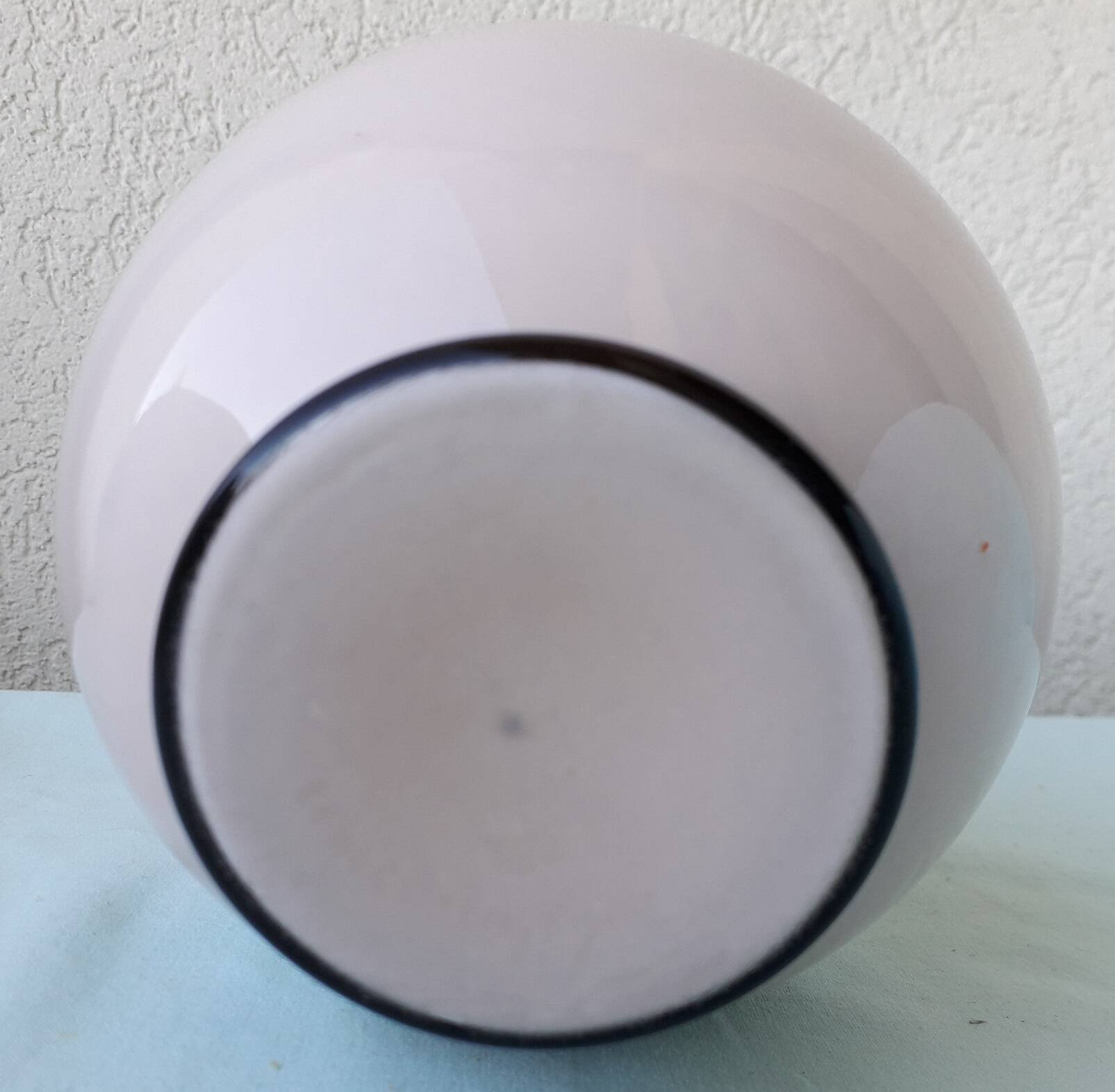 Lamp base in pink opaline