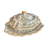 Tureen in Moustiers Sainte Marie