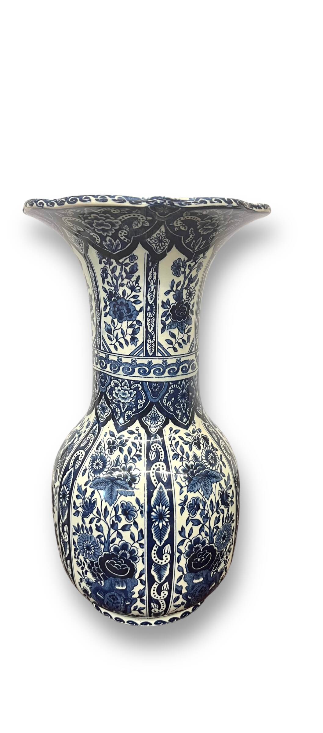 Vase bleu Delft motif floral