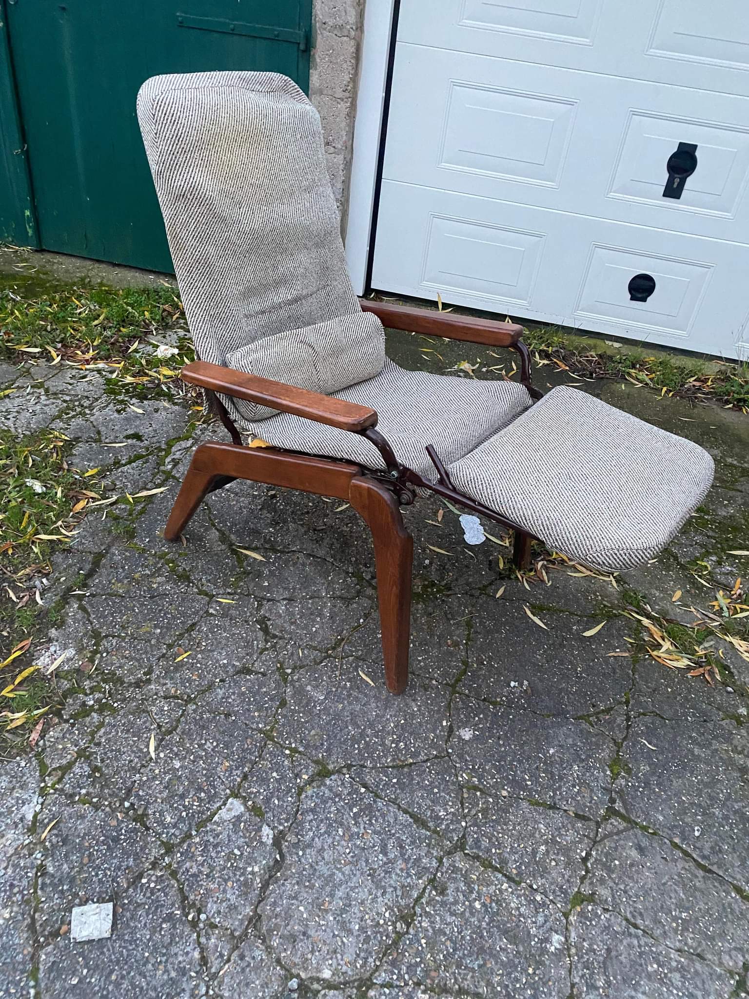 Scandinavian llama armchair foot vintage compass