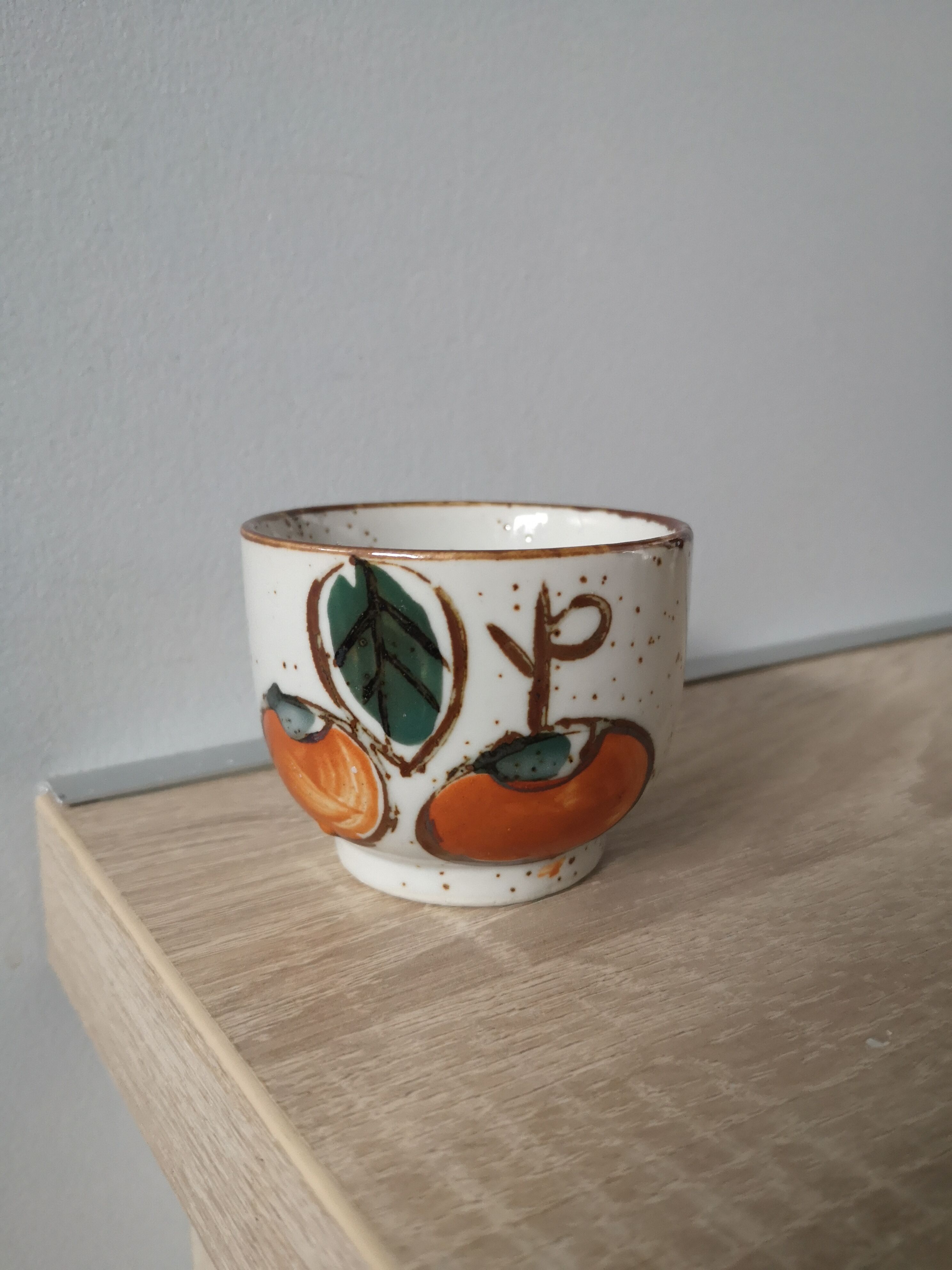 Lot of 4 vintage cups