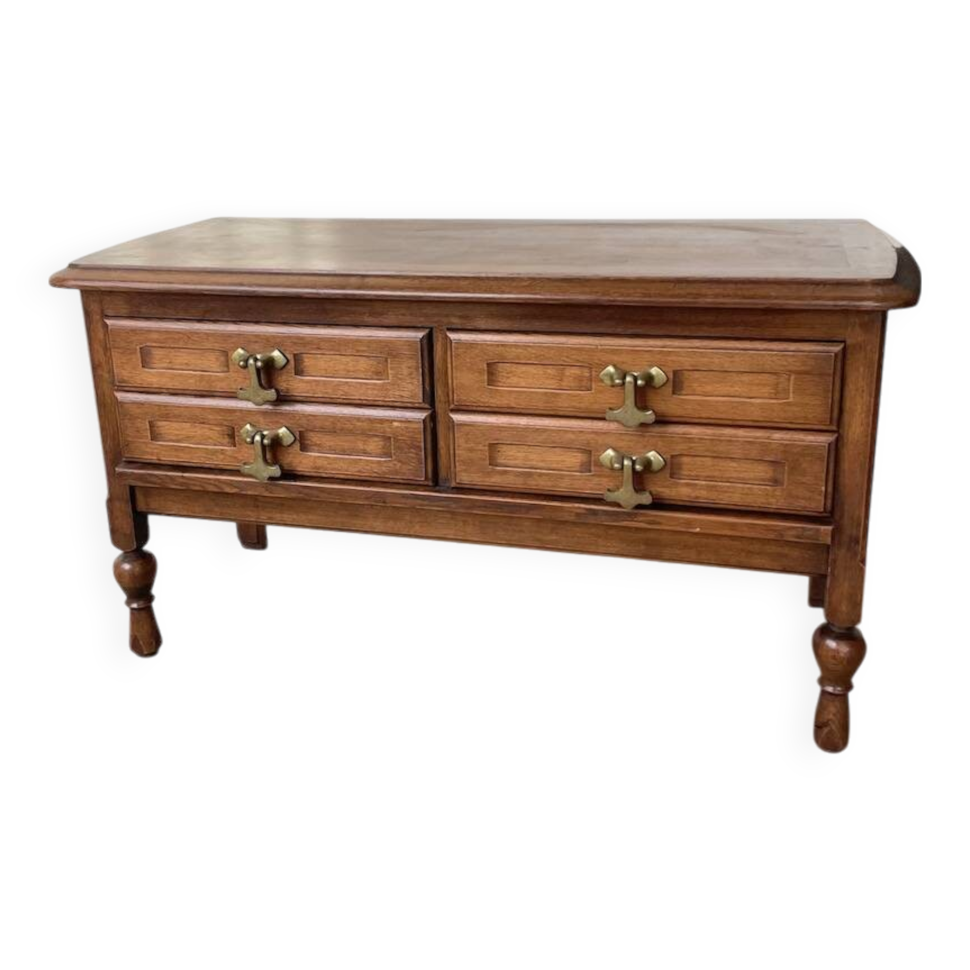 Guillerme and Chambron oak chest of drawers