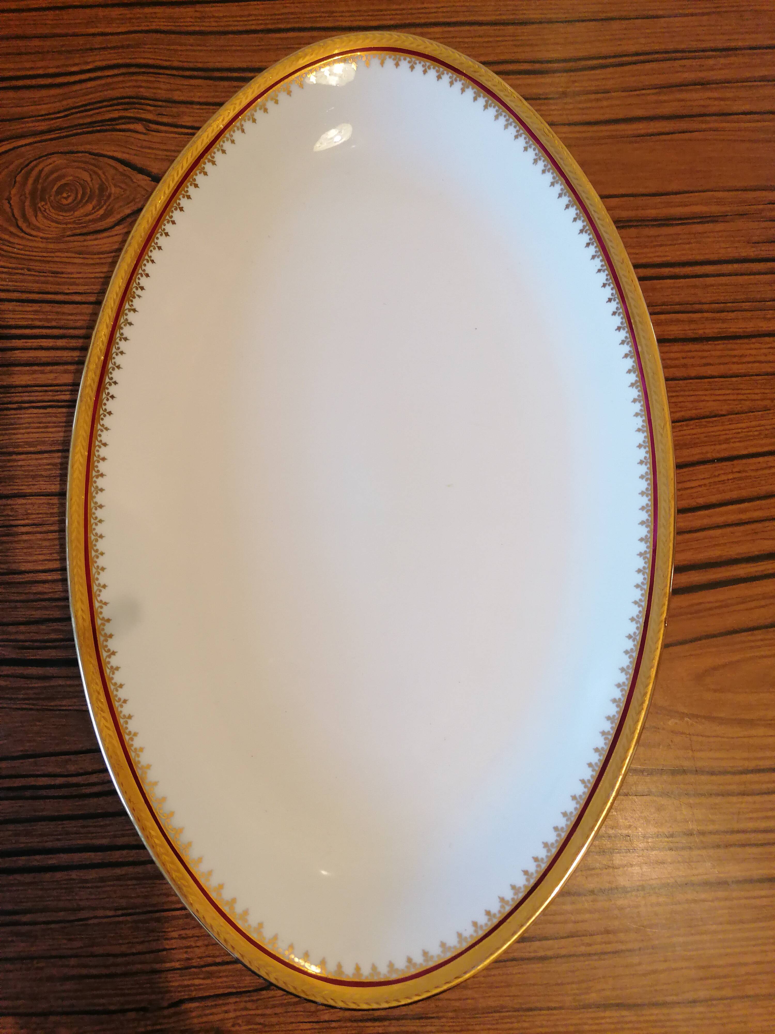 Oval serving dish and soup tureen in Limoges porcelain GDA ("Viviane")