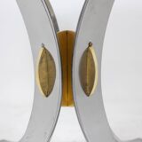 Table en marbre blanc et métal chromé et doré. Années 1970.