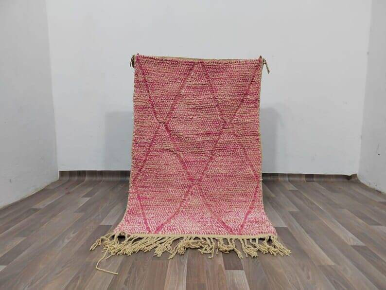 Handmade pink Beni Ouraine rug, size 140 x 260 cm