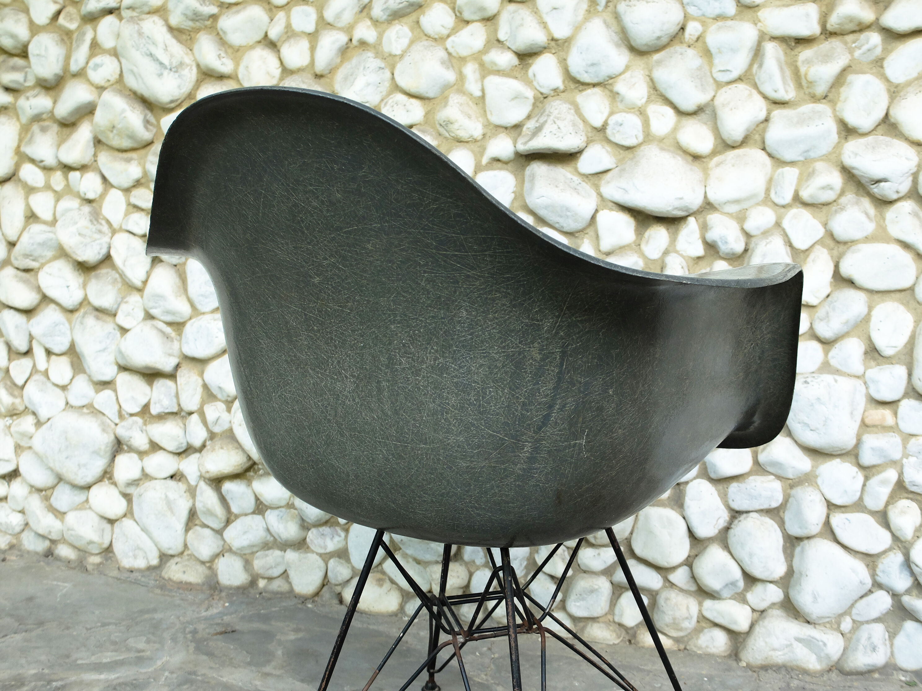 DAR armchair by Charles et Ray Eames for Herman Miller