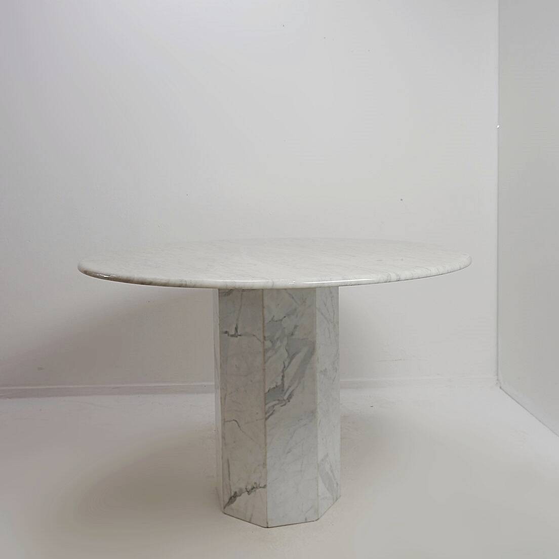 Round marble dining table, 1970 - Ø113cm