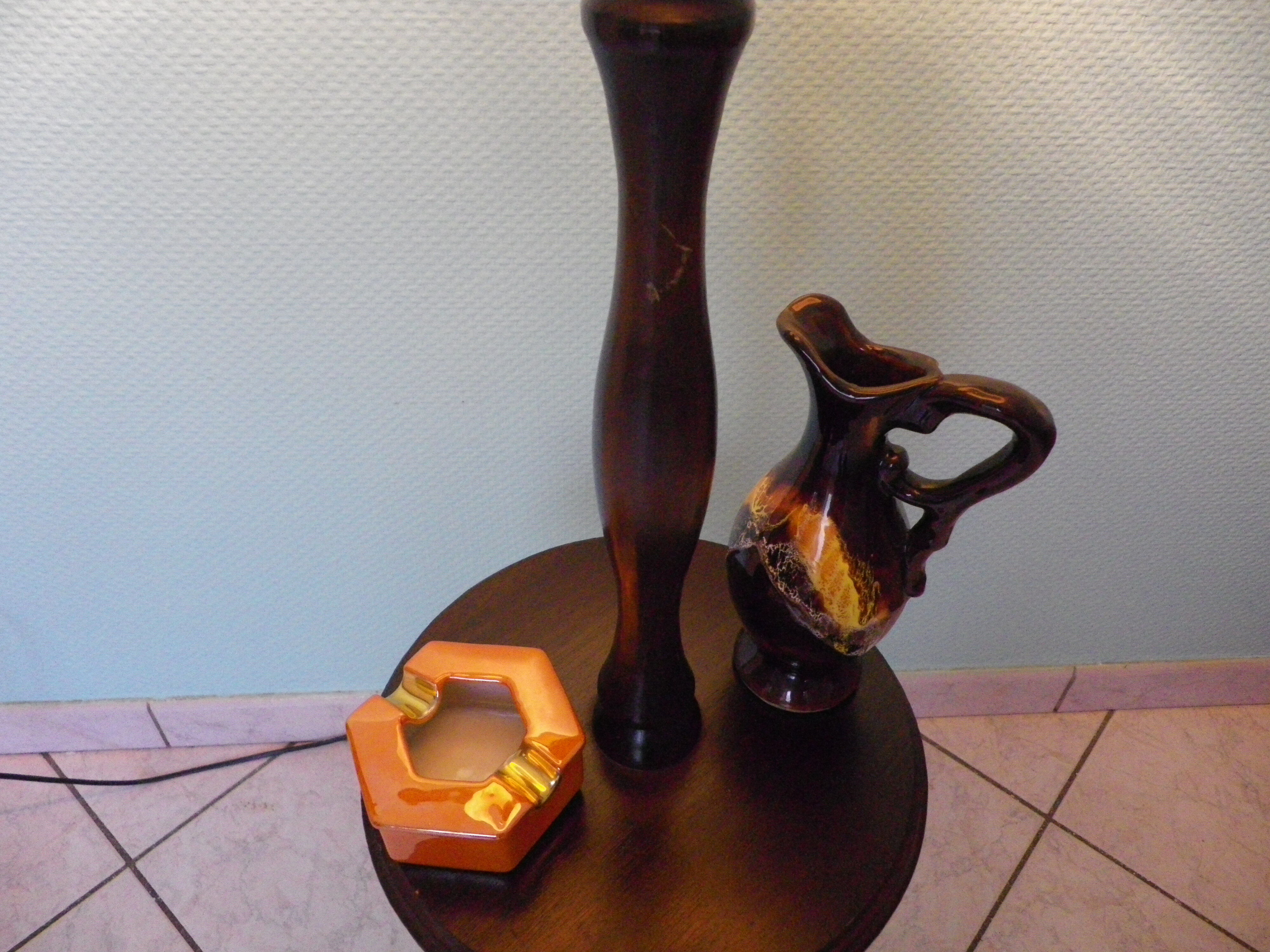 Wooden 1960s lamppost with large lampshade