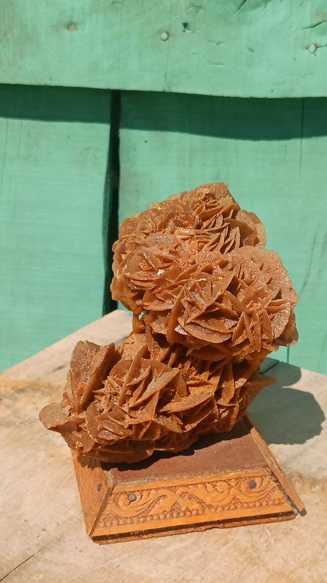 Rose des sables sur socle