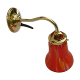 Applique en laiton et tulipe en opaline clichy rouge