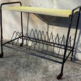 Serving table