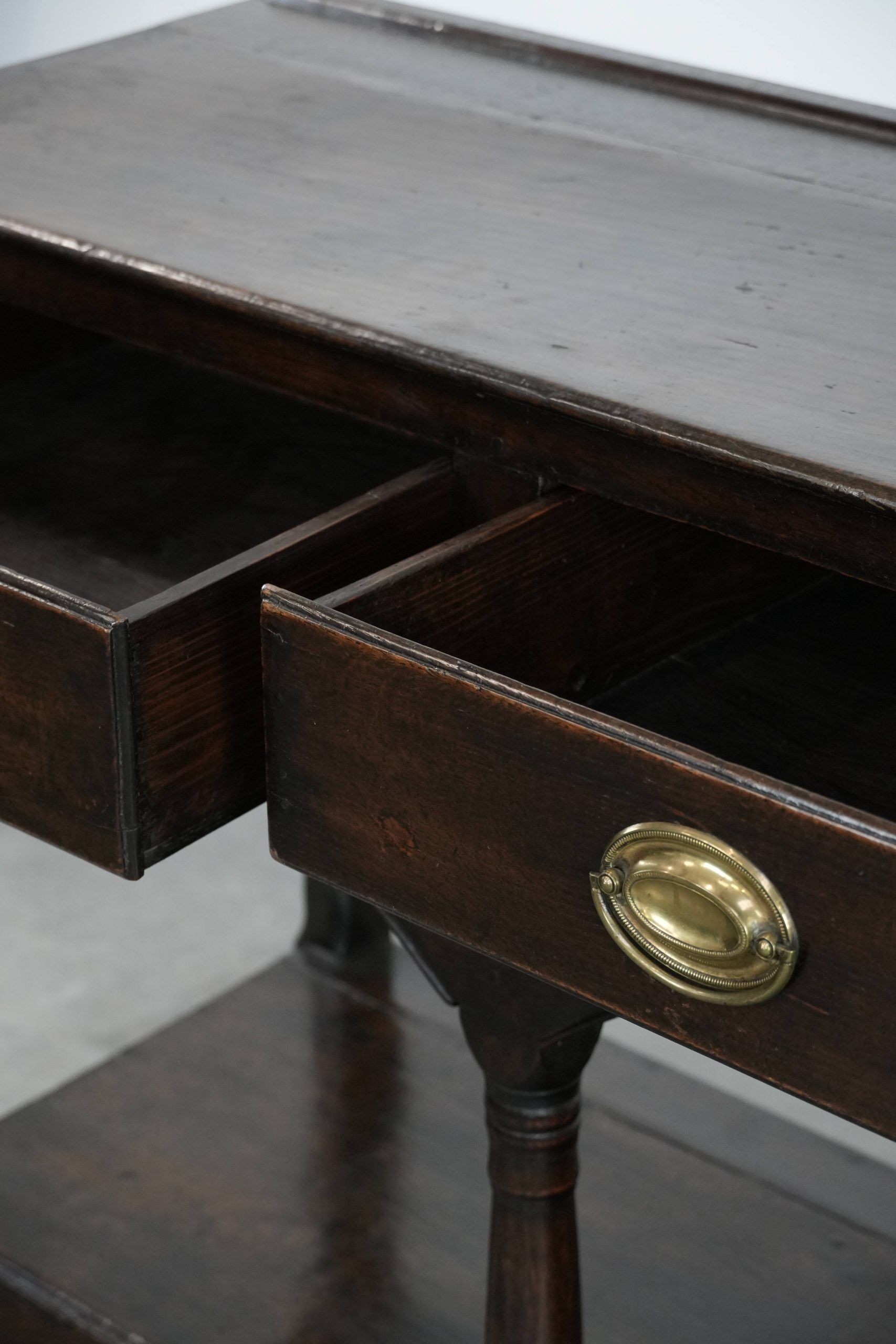 Antique 18th century English side table/dresser made of oak