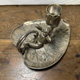 Water lily leaf thumb candle holder