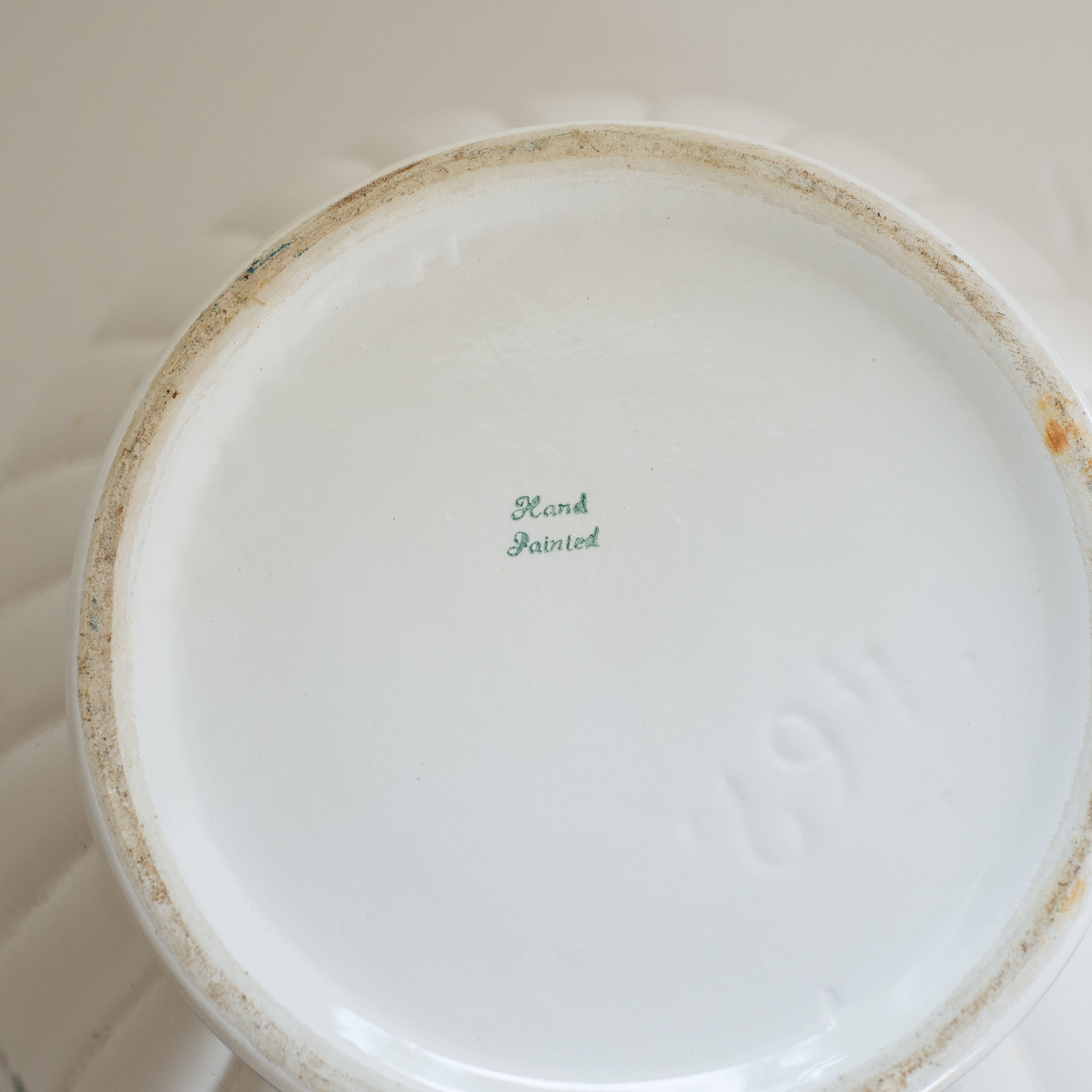 Pot paint cover by hand