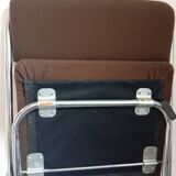 Eyrel folding chair