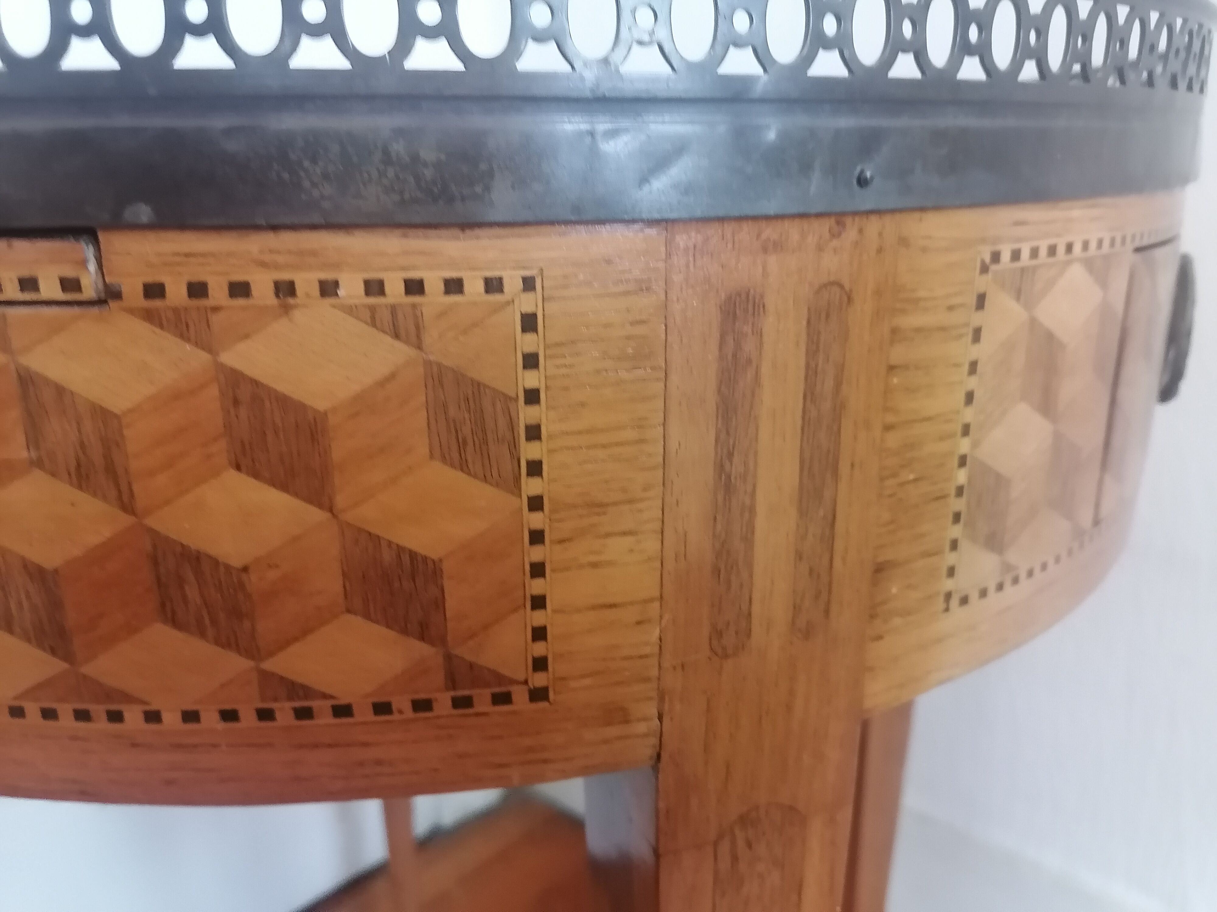 Table bouillote Louis XVI