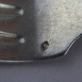 Couvert cadet à manche plat richement ciselé en argent