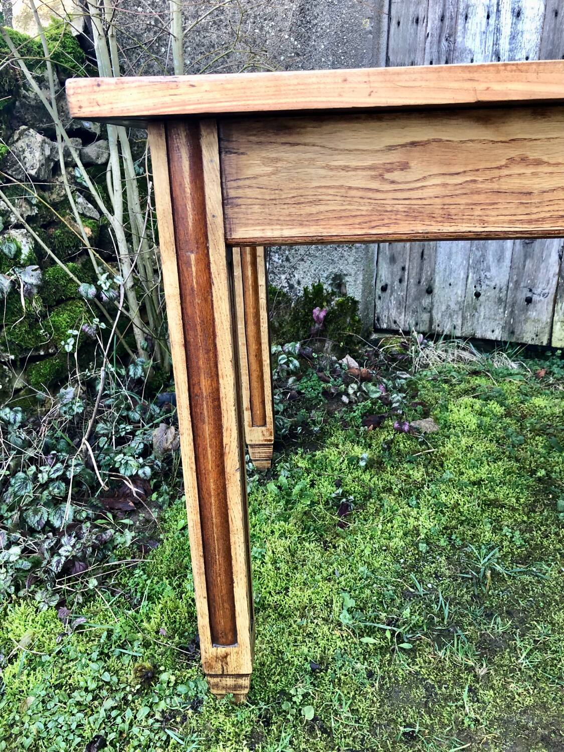 Art deco bistro table