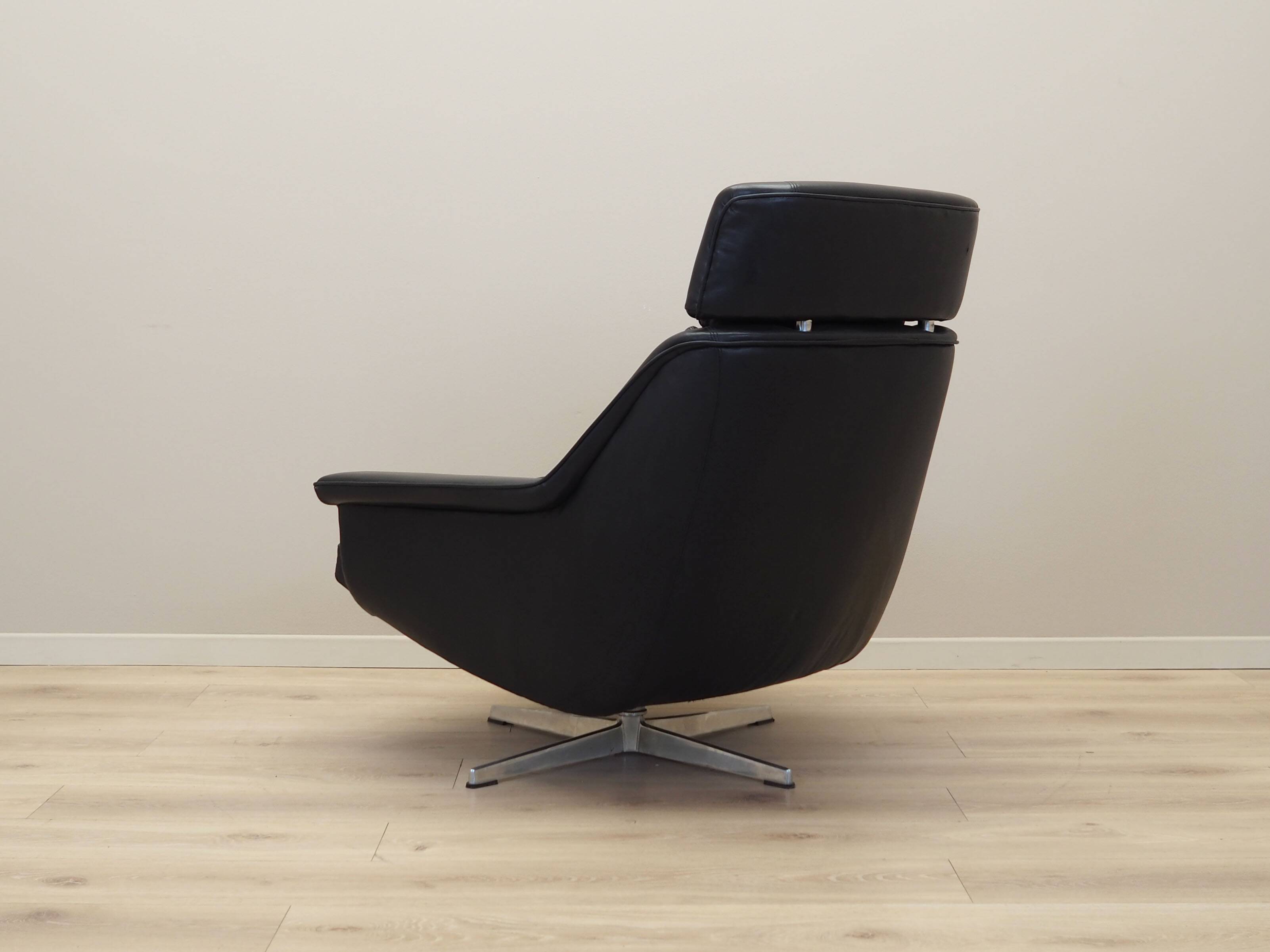 Swivel armchair, Danish design, 1970s, designer: Werner Langenfeld, manufacture: Esa