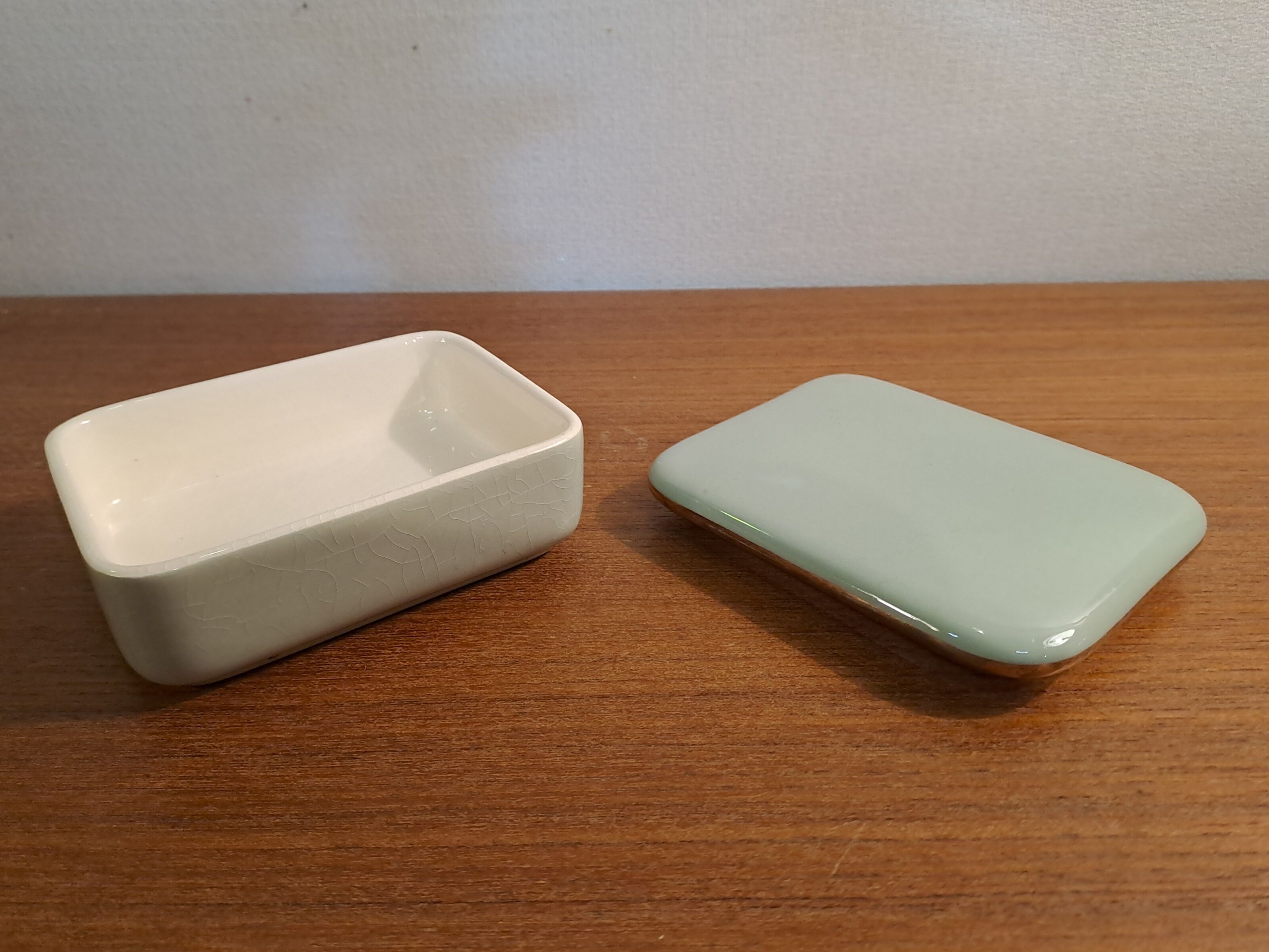Villeroy and Boch butter dish, Art Deco style 1940s