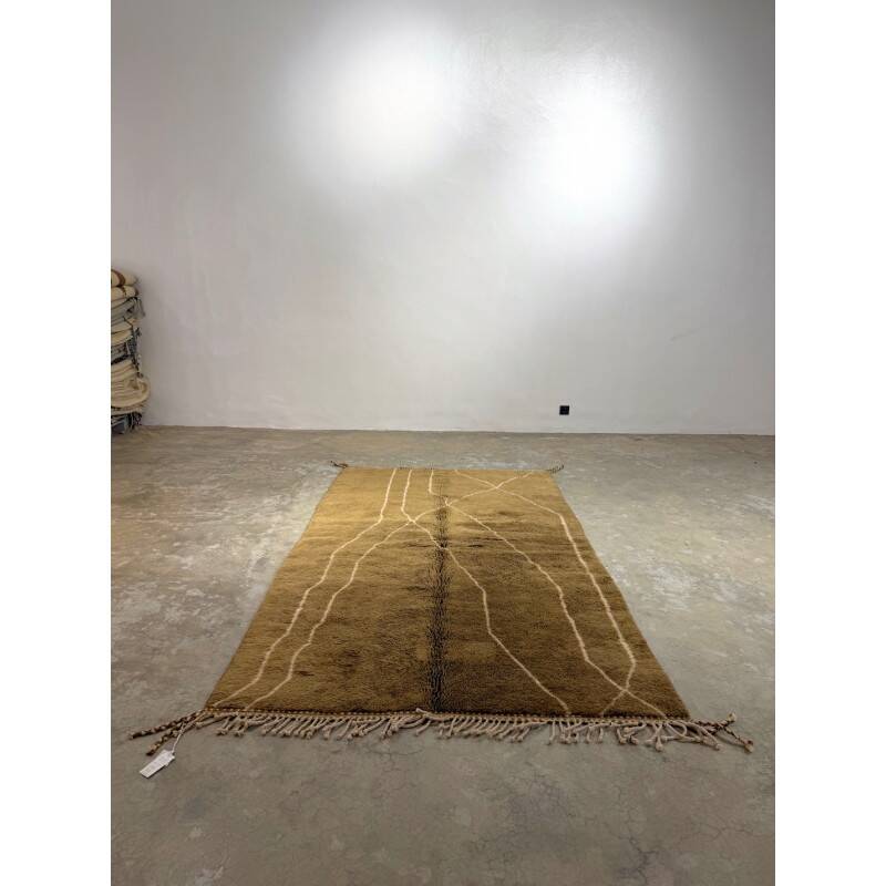 Berber artisanal rug Mrirt - 412