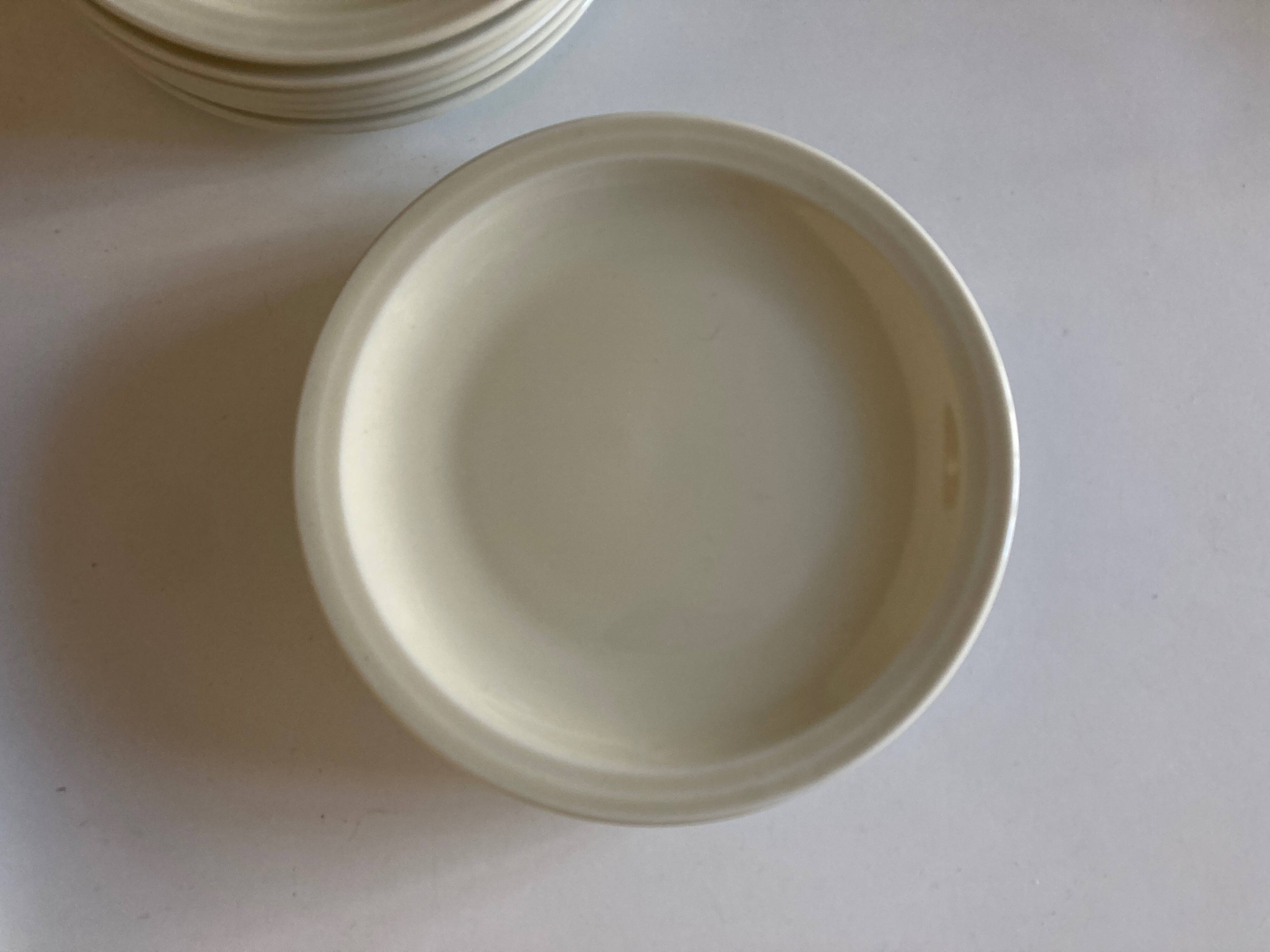 Set of 10 Havilland ivory modernist dessert plates 1960
