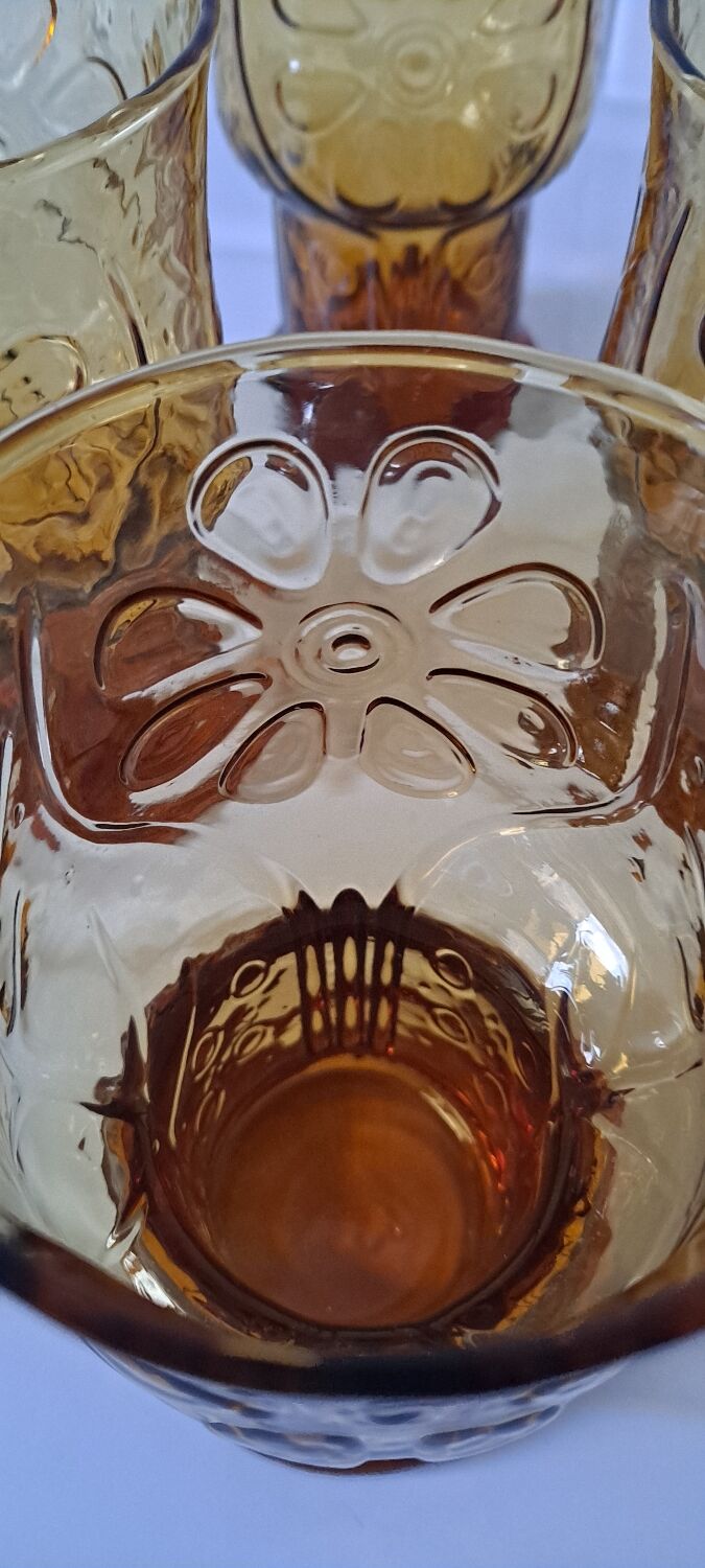 Amber floral relief glasses