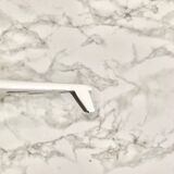 Round-shaped vintage flat underside in white enamelled cast iron