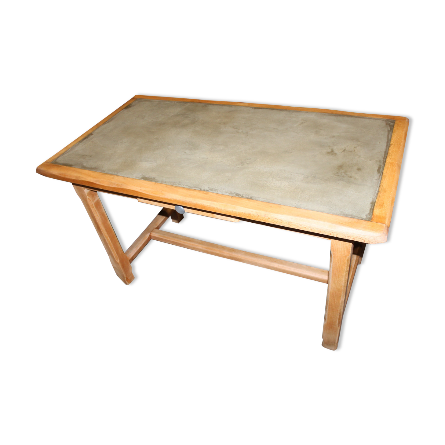 Waxed concrete top table