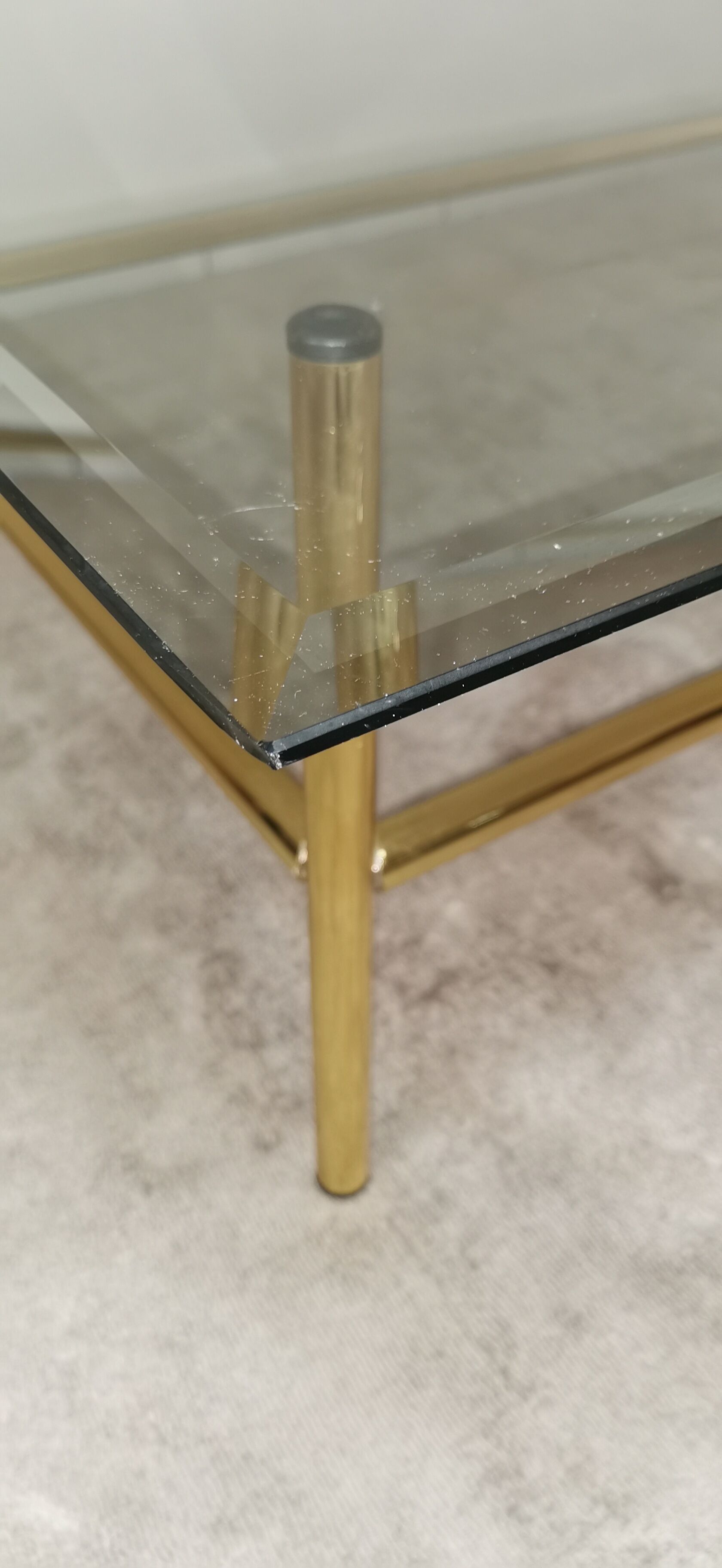 Table basse verre et métal doré années 80