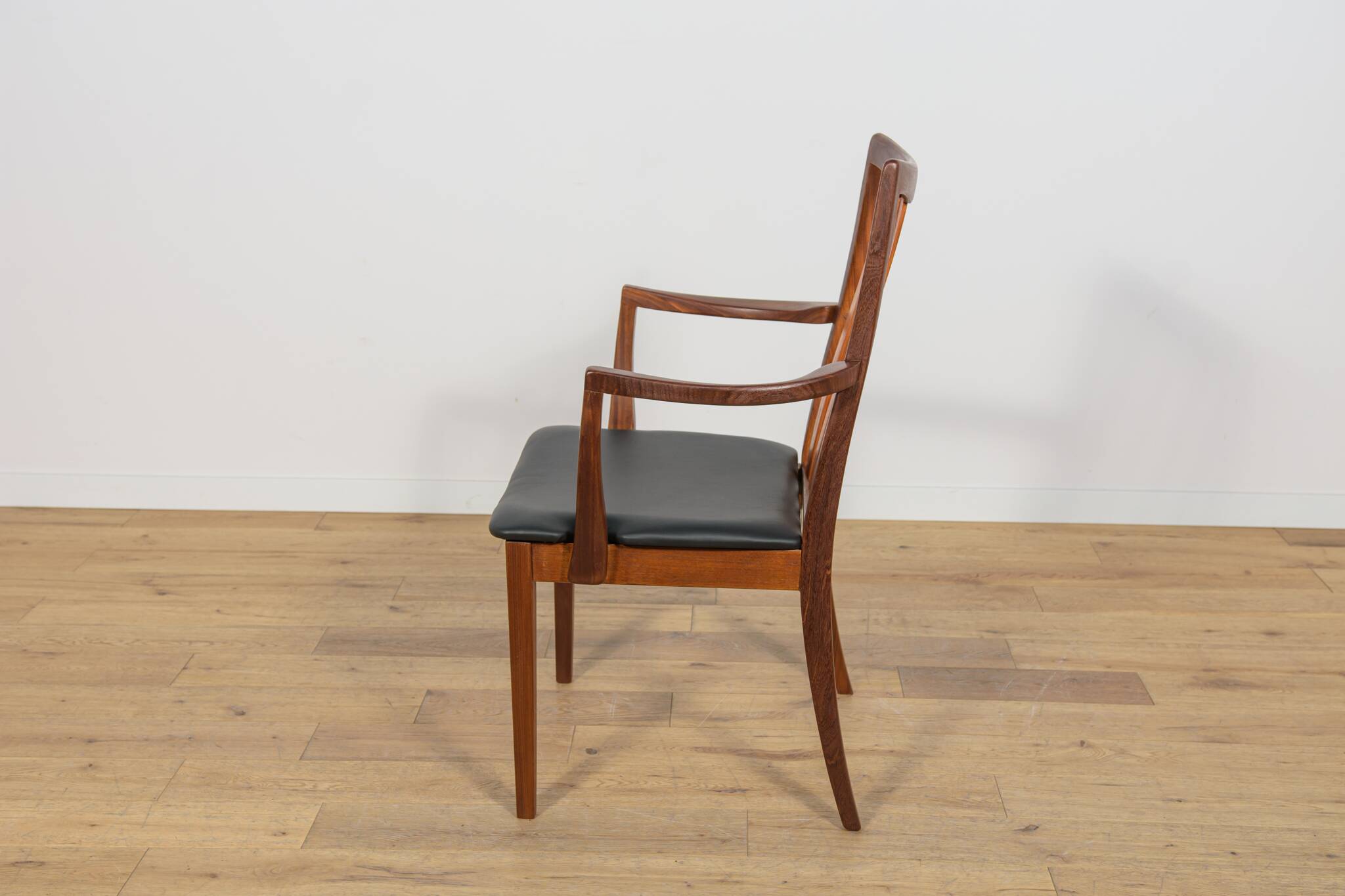 Mid-Century Teak and Leather Dining Chairs by Leslie Dandy for G-Plan, 1960