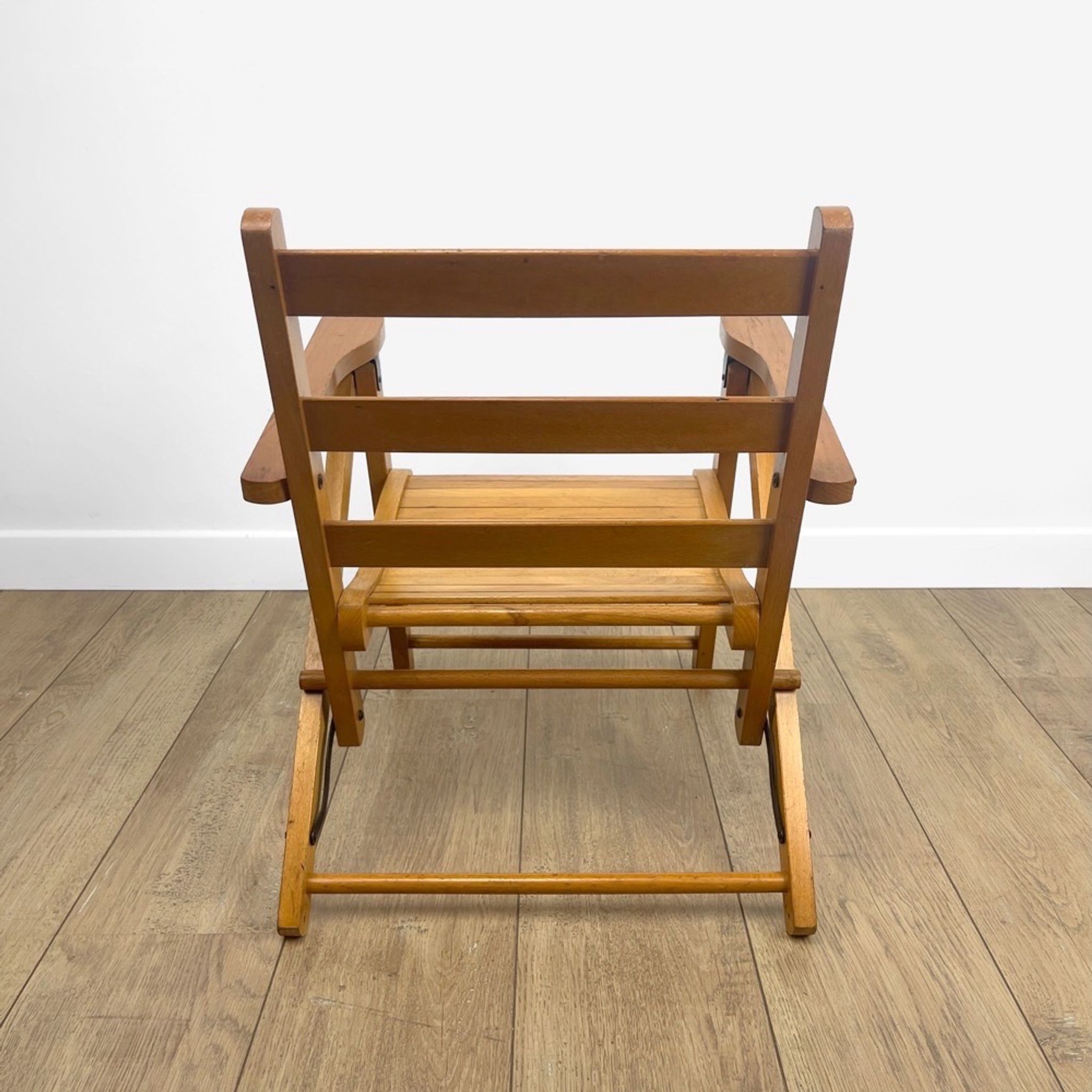 Fauteuil pliable en bois pour enfant années 60