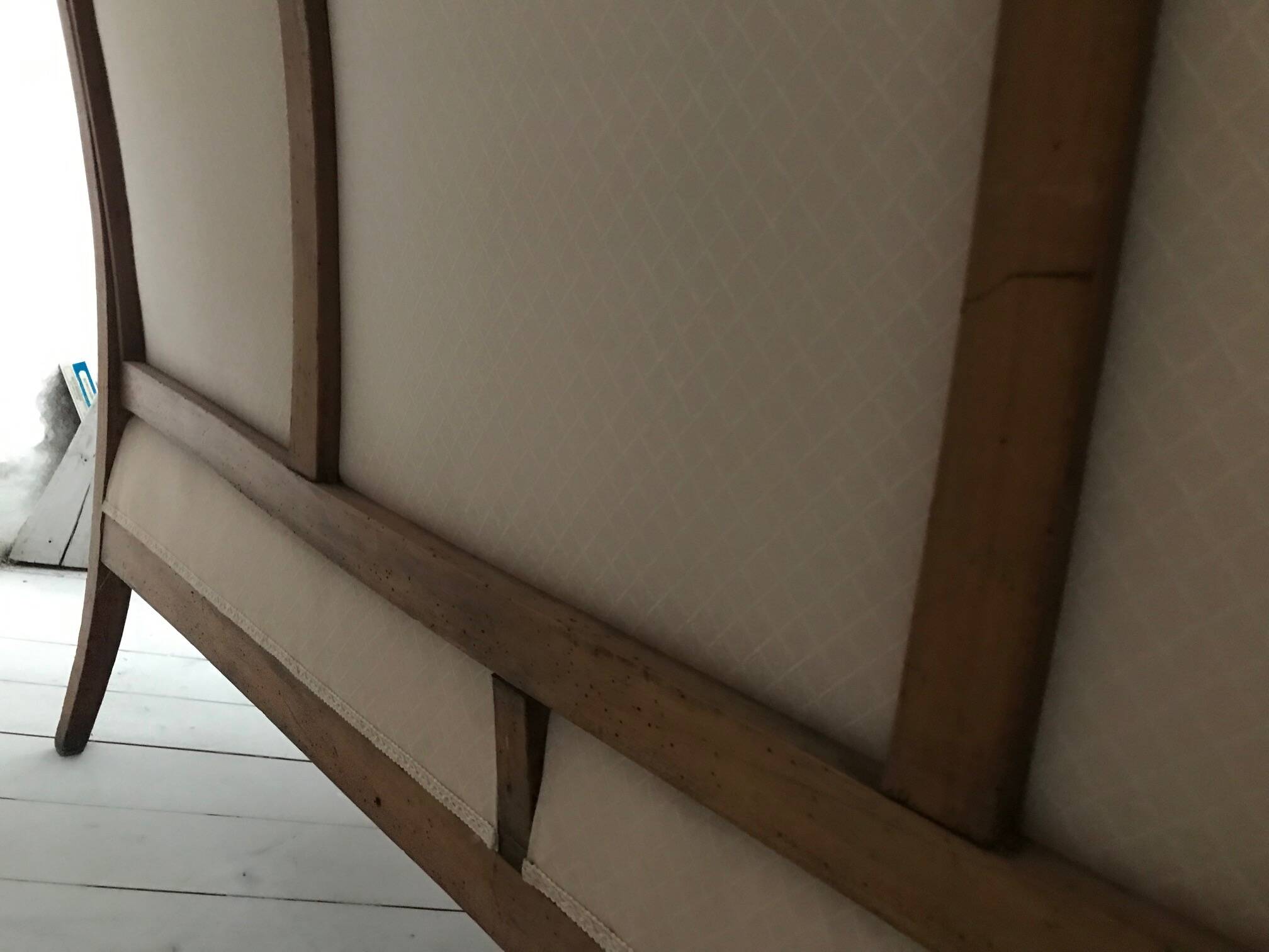 Directoire-Restoration period banquette