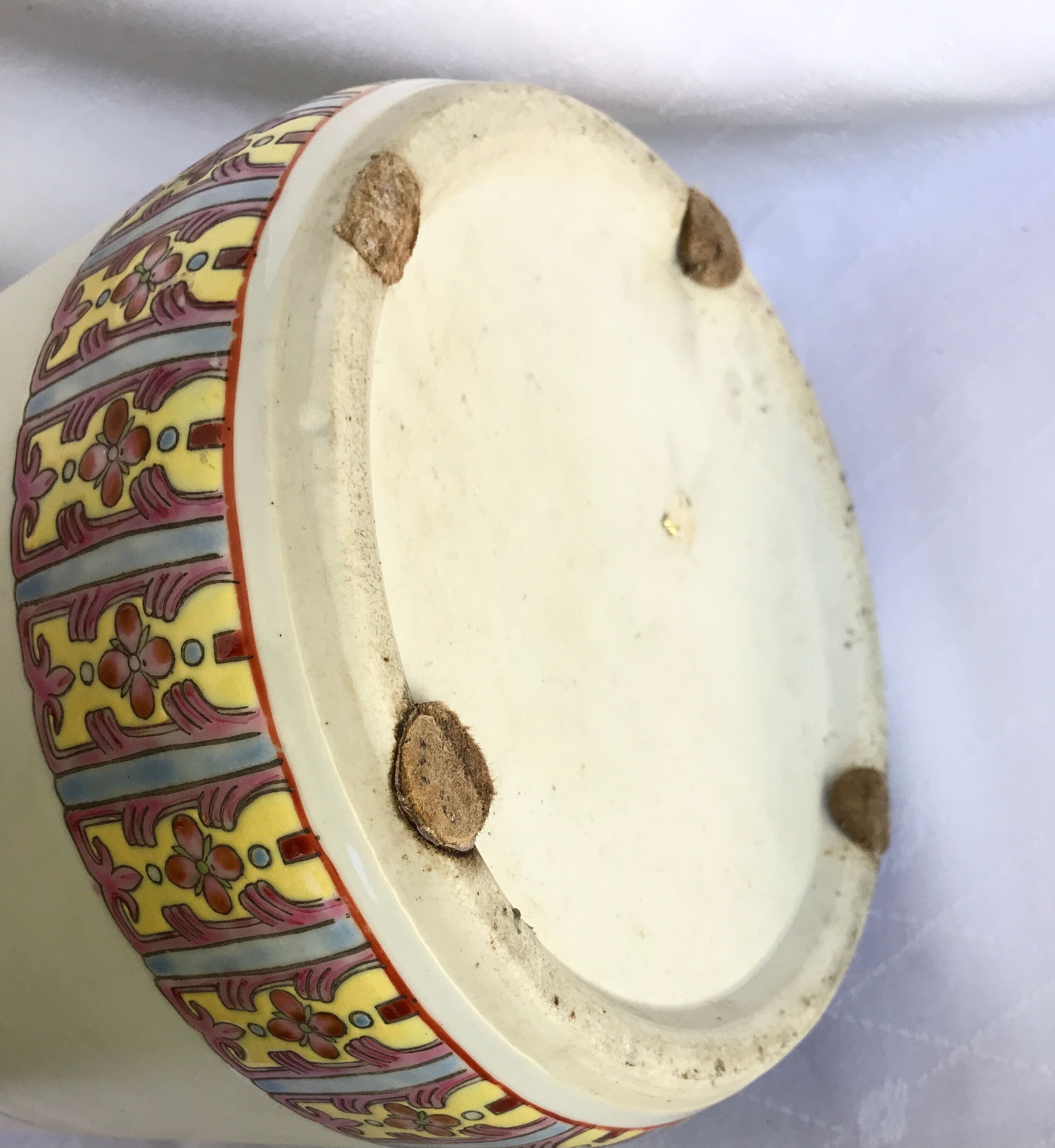CHINA: PORCELAIN ROLL UMBRELLA DOOR WITH POLYCHROME DÉCOR