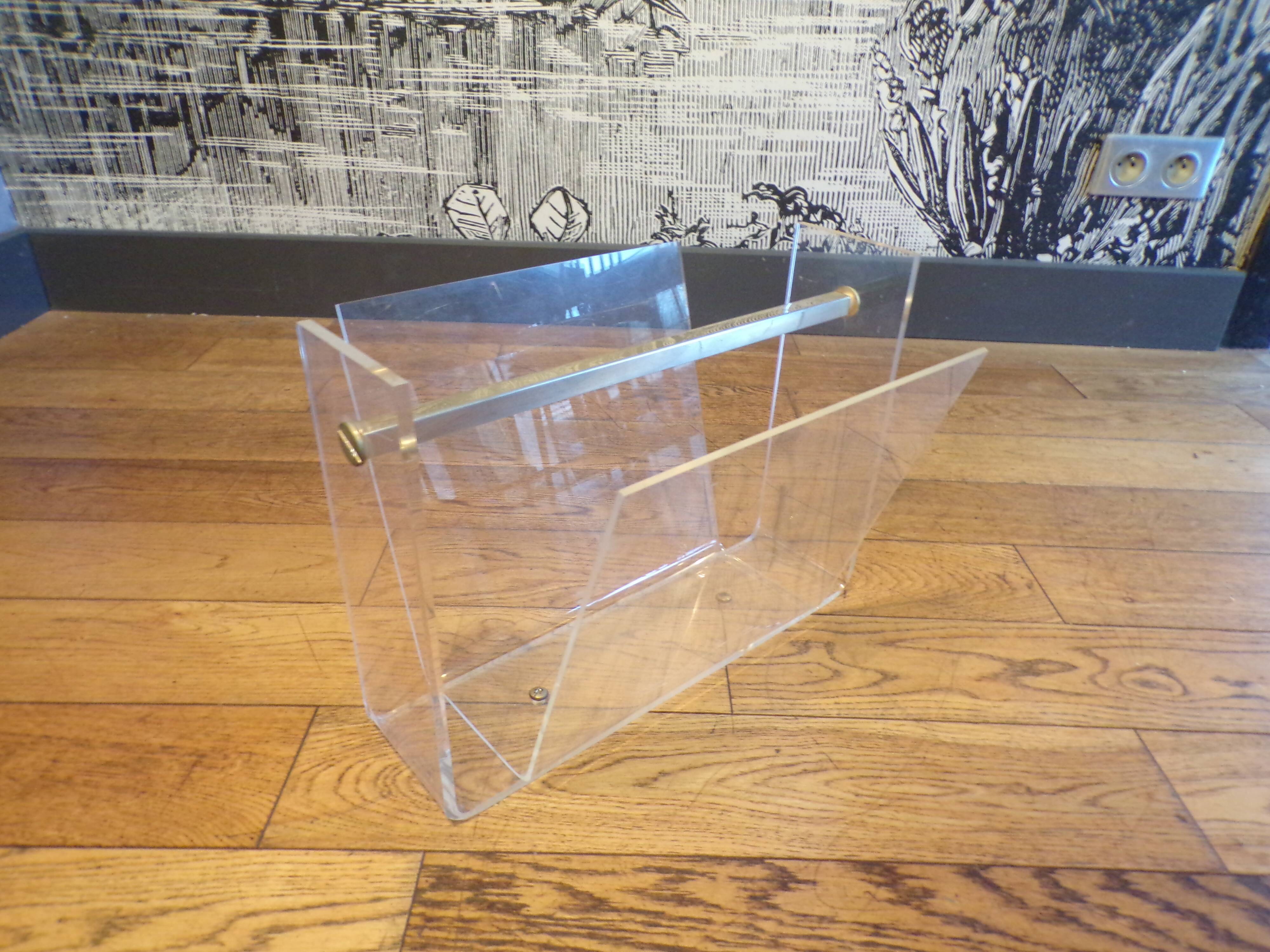 Omega Magazine Rack by David Lange