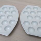 Set of 2 porcelain snail dishes