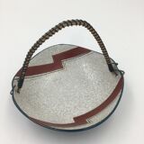 Scoubidou aperitif dish