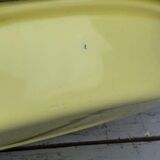 Flat basin in enamelled tole