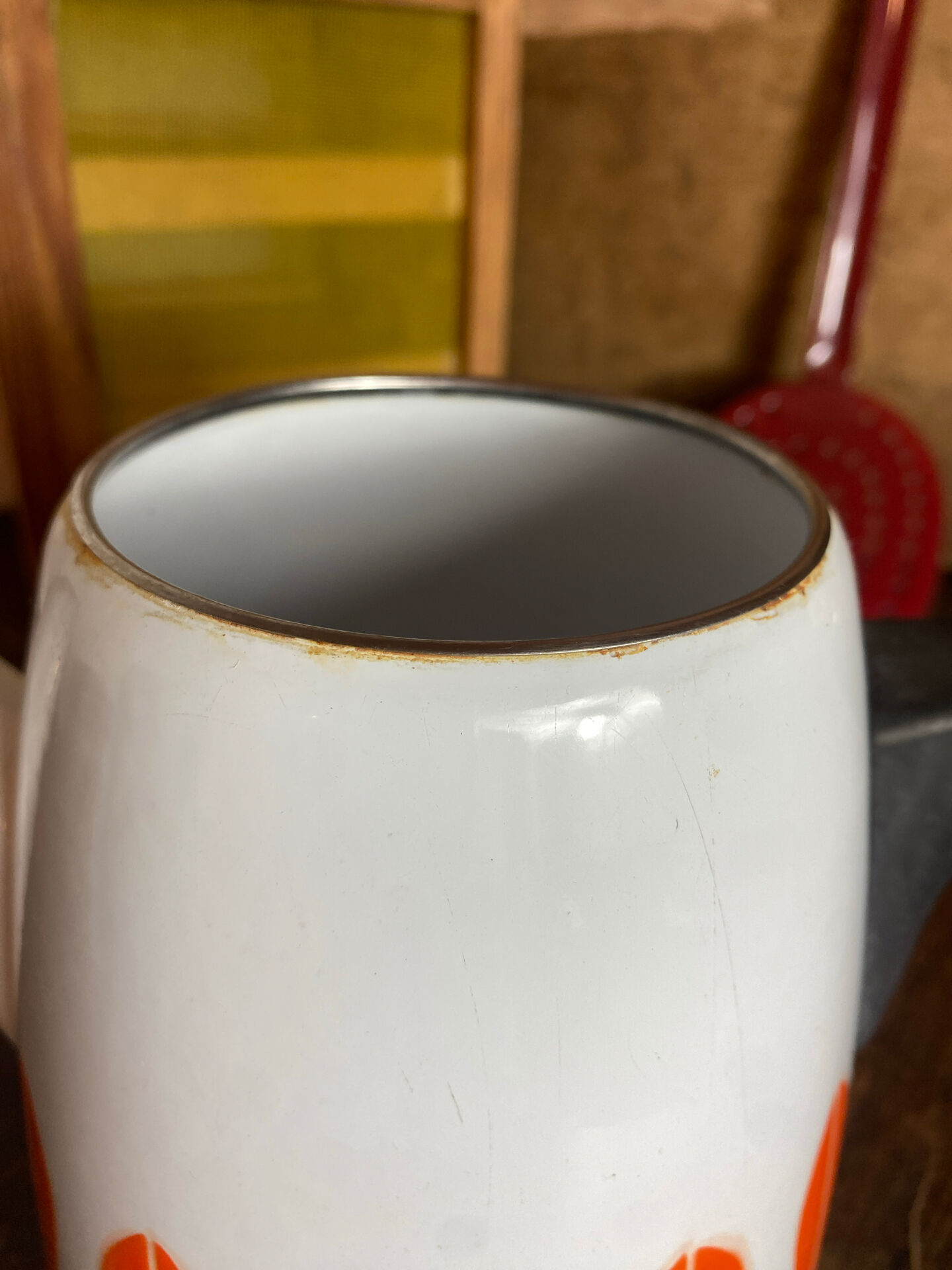 Scandinavian teapot Lotus Cathrineholm
