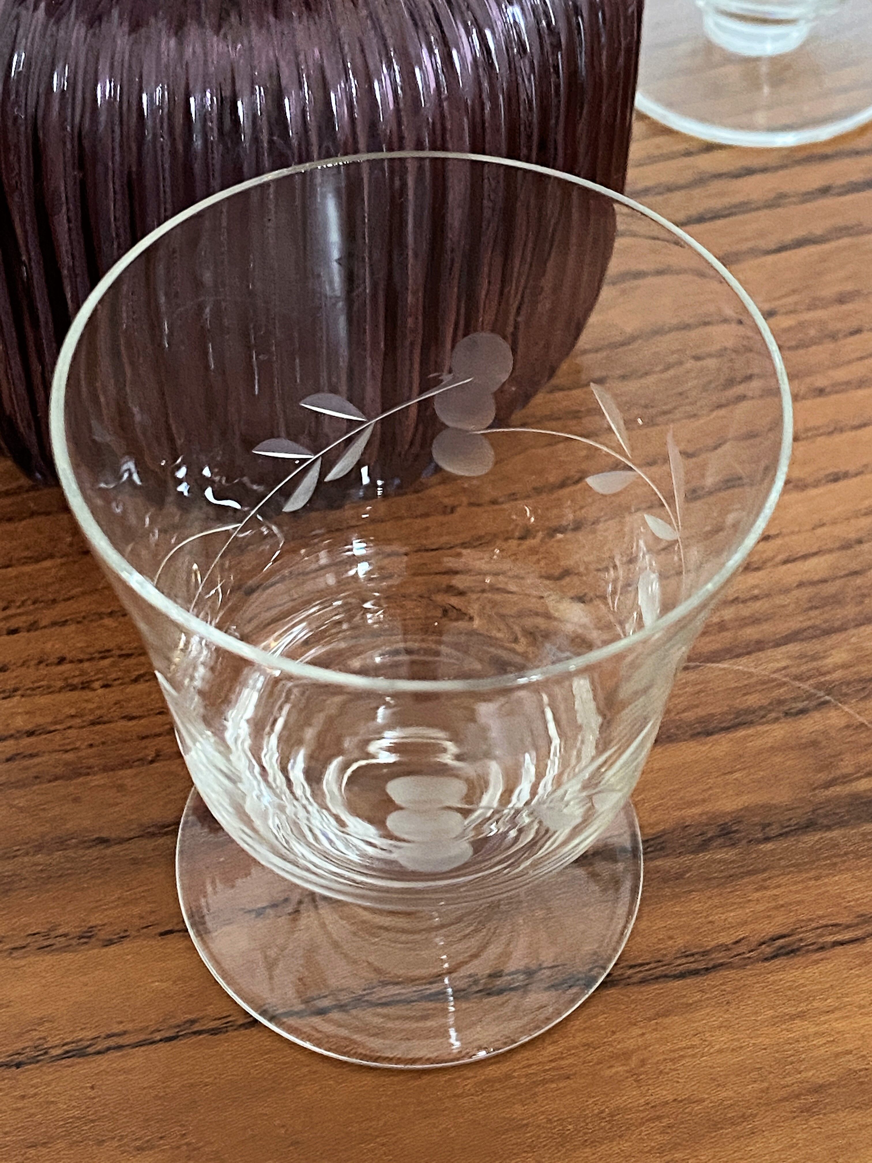 4 engraved wine glasses