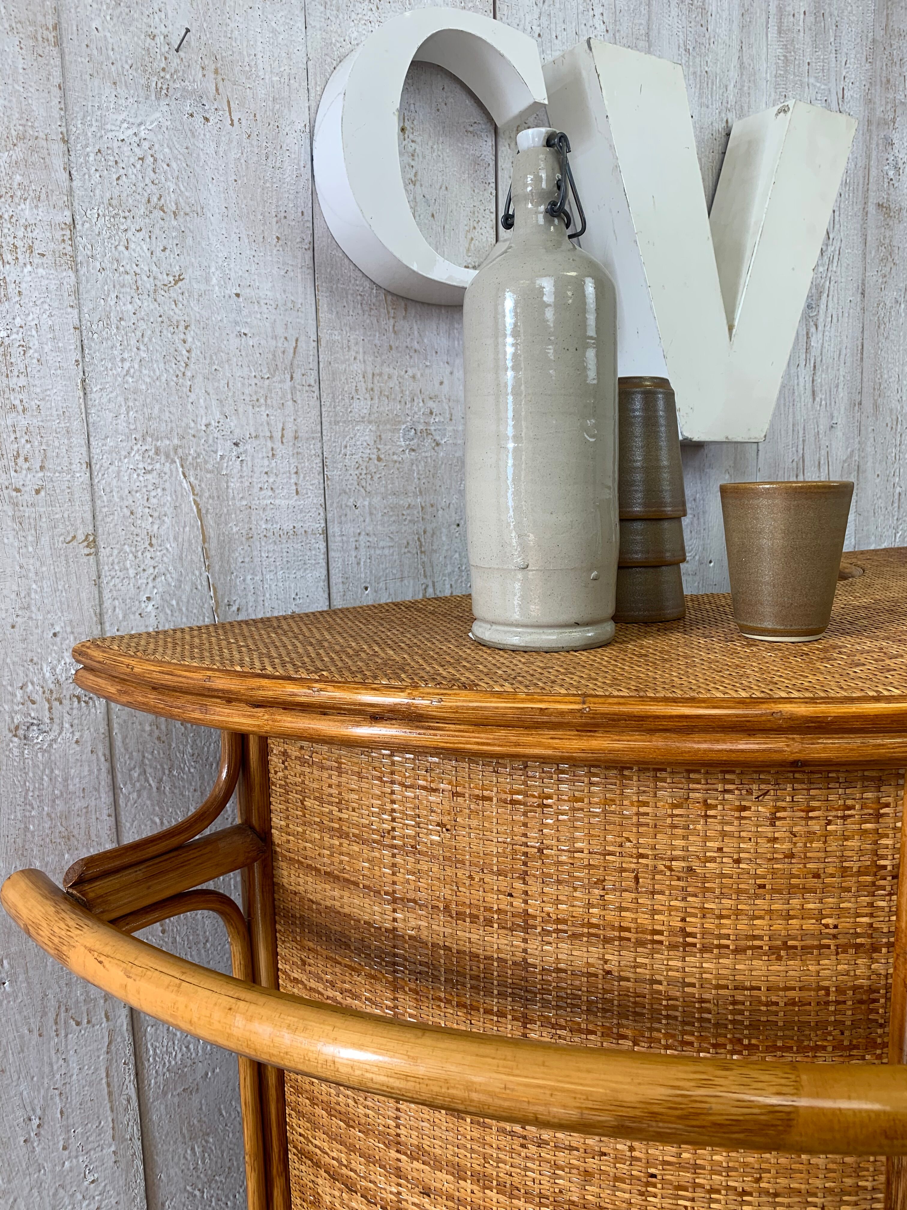 Vintage rattan bar