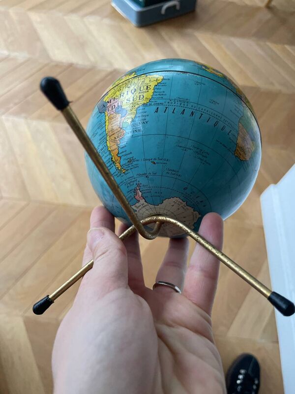 Globe terrestre, 1950-60