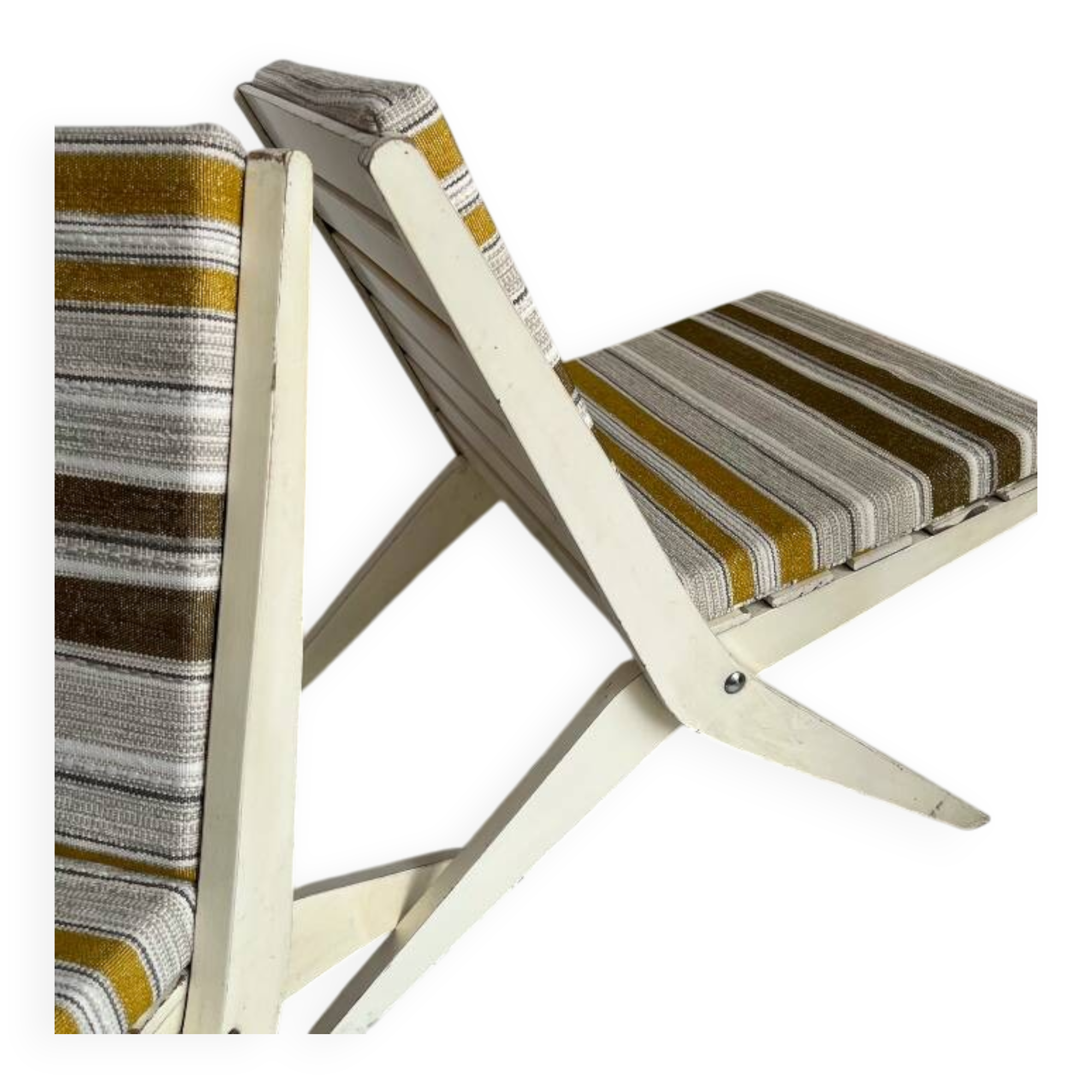Pair of indoor/outdoor folding armchairs