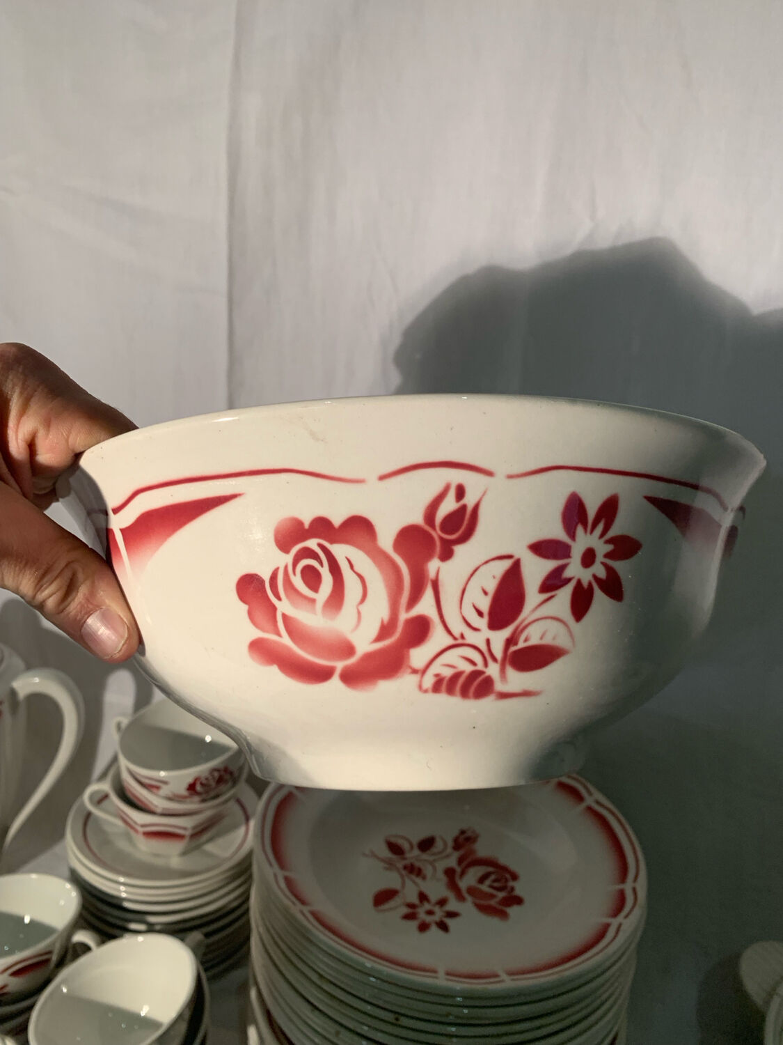 Art Deco pink earthenware service by Badonviller, porcelain, circa 1930