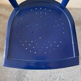 Chaise bistrot ancienne peinte en bleu nuit