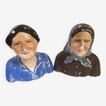Couple bust in plaster